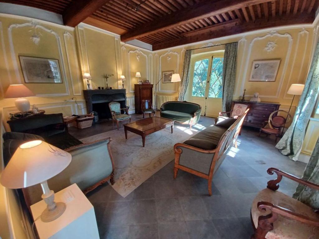 Le Clos Saint Guilhem Жерза Экстерьер фото